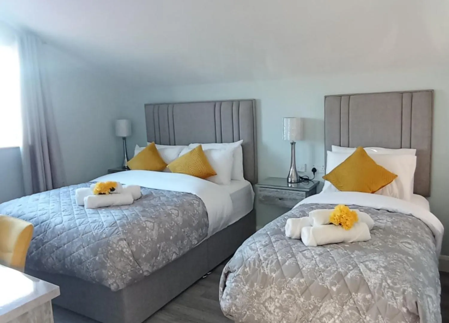 Tiernan'S Luxury Triple Room Ensuite Charlestown Apartment